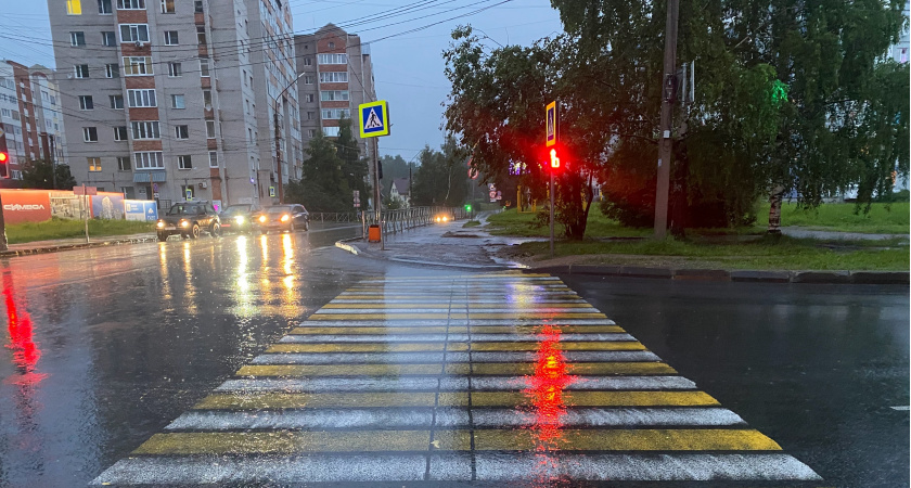 ГАИ пояснила - что делать, если вы уже пересекли стоп-линию и загорелся красный сигнал светофора