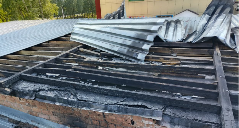 В Коми за сутки произошли пожары на электроподстанции и в гараже