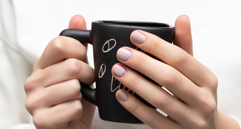 "Такой маникюр делают только колхозницы": эти пять видов говорят о низком интеллекте женщины