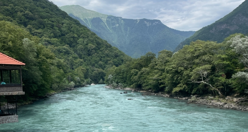 "Все, завтра едем обратно домой из этой Абхазии!": к чему мы не были готовы, когда попали в Абхазию впервые
