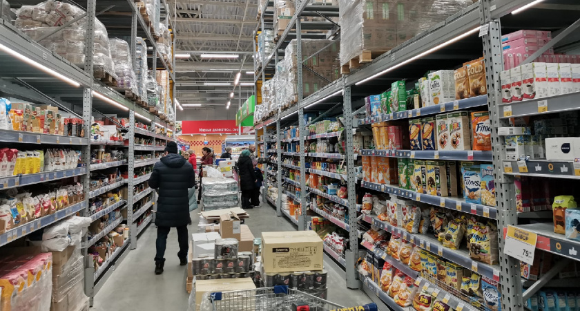 Россиянин попробовал самые дешевые продукты в «Светофоре» и не стал молчать: честный отзыв