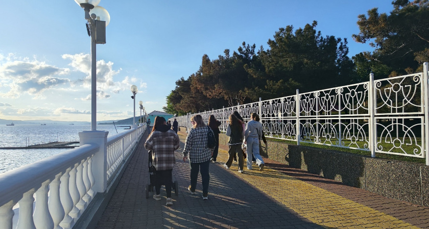 Курорт победившего обдиралова: море чистое, горы высокие, а вот с людьми всё сложнее — 5 ложек дегтя в бочке абхазского меда