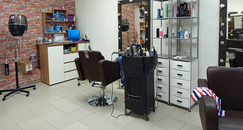 Модные стрижки для женщин 50+, не требующие укладки. Какую прическу выбрать в 2025 году и не пожалеть?