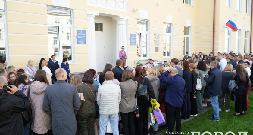 “Сюда заходишь – просто хочется учиться”: 1 сентября в Сыктывкаре после реконструкции открыли четыре школы