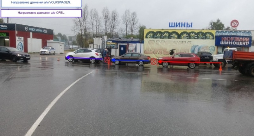 В Сыктывкаре произошло тройное ДТП 