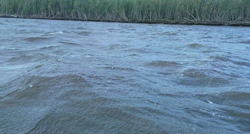 В Коми на реке Печора спасли рыбаков от гибели