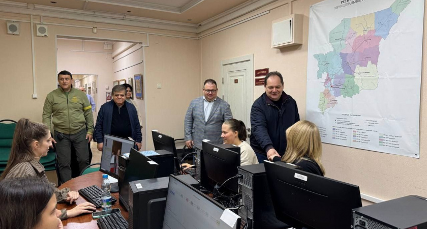 2100 наблюдателей и 284 камеры: Гольдштейн проверил организацию выборов в Республике Коми