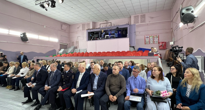 Жители Сыктывкара лишились 10 миллионов рублей из-за телефонных разговоров