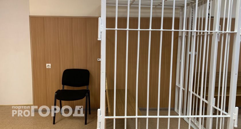 В Коми чиновника осудили за превышение должностных полномочий