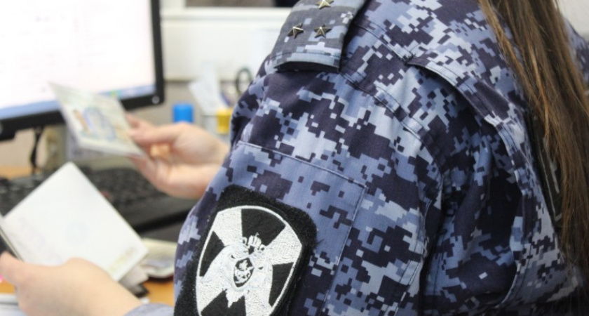 В Коми сотрудники Росгвардии изъяли 15 единиц гражданского оружия за минувшую неделю  