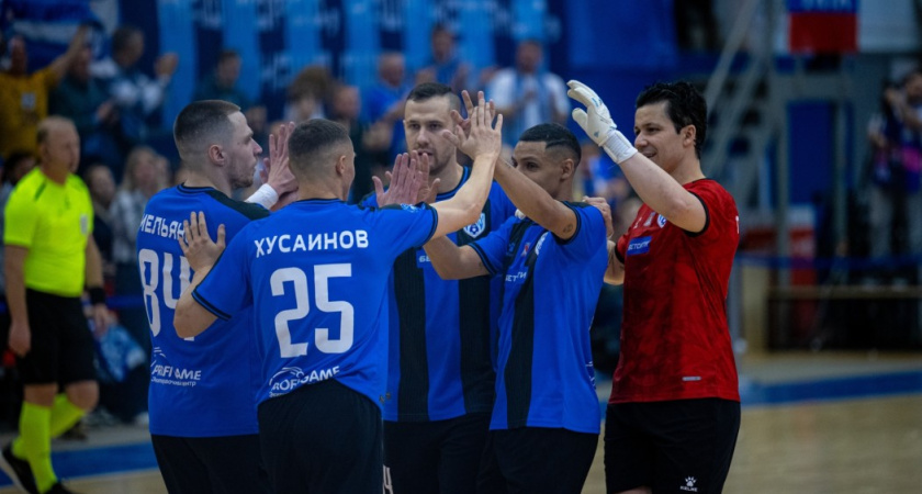 Спортсмены из Коми стали ближе к финальному этапу мини-футбольного Кубка лиги