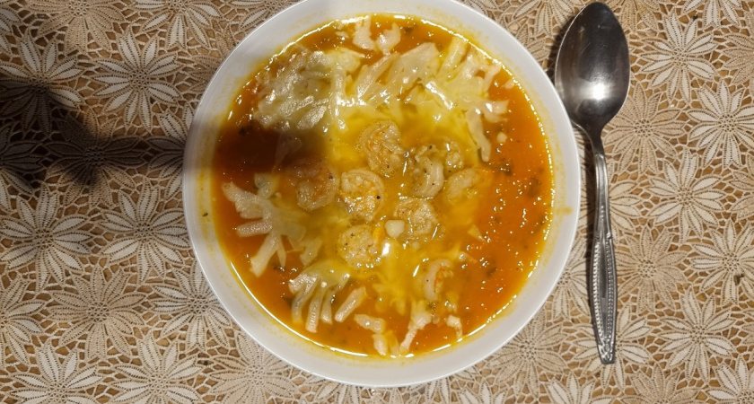 Ученые назвали самый вредный суп: в России его готовят практически в каждой семье