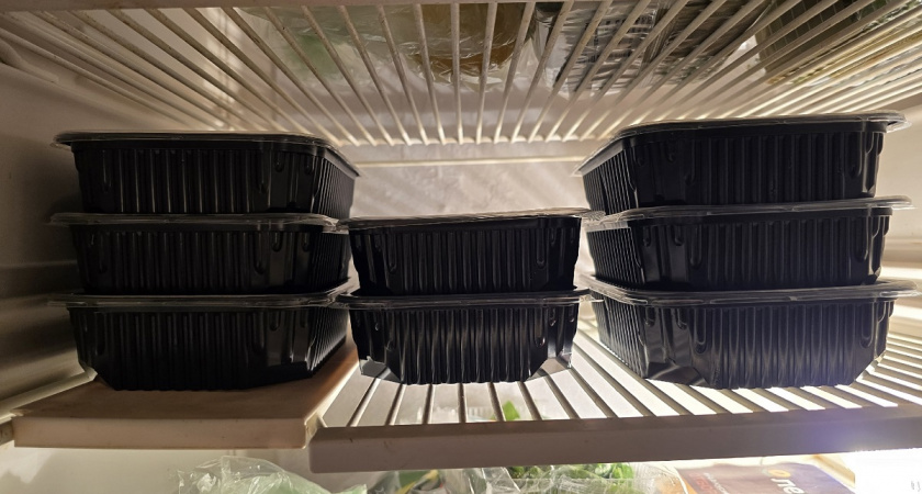 Взяла 5 ложек: холодильник избавила от вони за 2 минуты - классное копеечное средство