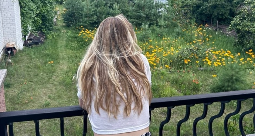 Чем бедные и глупые женщины сразу же себя выдают: всего 1 признак, от которого нужно избавиться