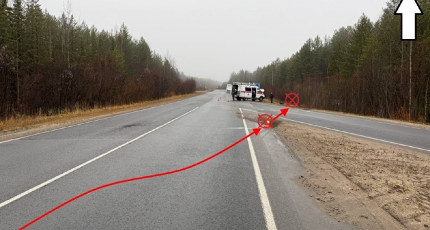  Lada Granta "ушла" в кювет и перевернулась на трассе под Сыктывкаром