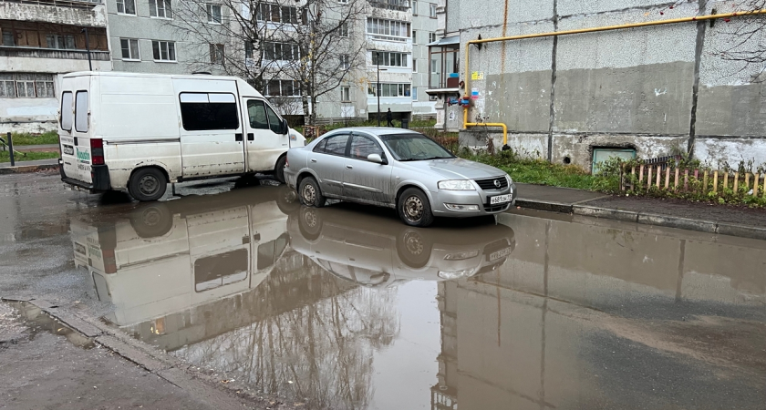 Сыктывкарский двор превратился в Венецию