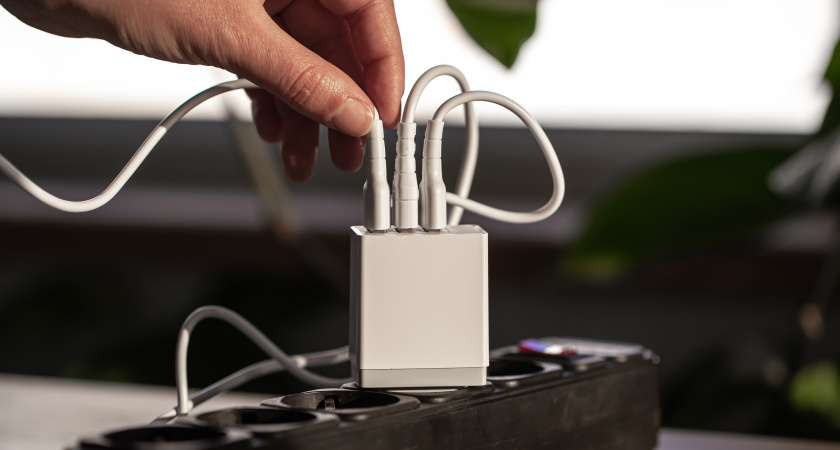 Эти 6 приборов нельзя подключать к удлинителю — запомните раз и навсегда