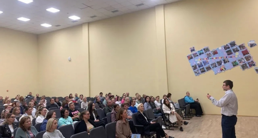 В октябре более 3 тысяч сыктывкарцев поучаствовали в мероприятиях по противодействию мошенническим схемам