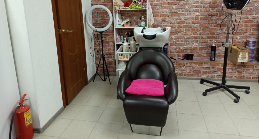 Стрижки с эффектом “вау” - находка для женщин 50+: идеальны и волосы ложатся без укладки