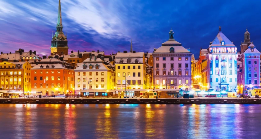 Секрет голых шведских окон: почему в Швеции не вешают шторы