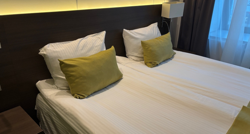 2 ложки в таз – и даже желтая простынь засияет белизной: как приготовить копеечное средство своими руками