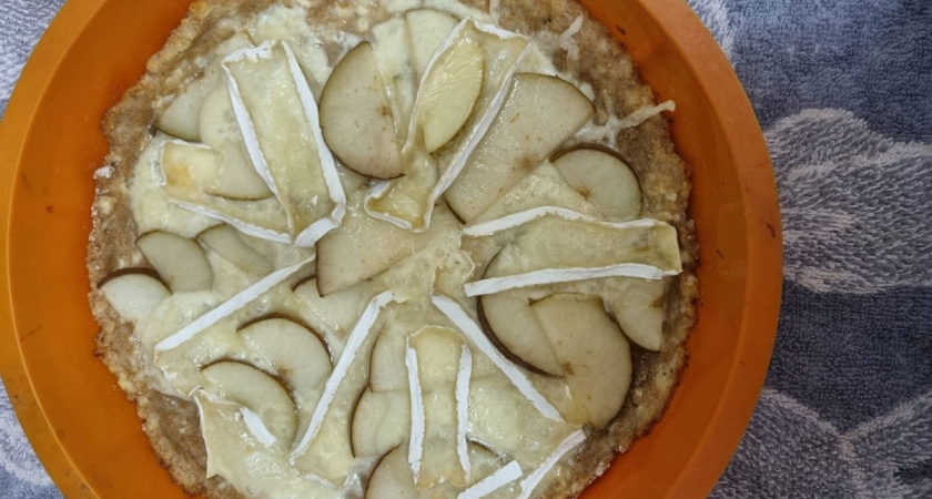 Сказка, а не выпечка: советский пирог «Закусочный» к супу и к чаю — готовится просто, съедается моментально