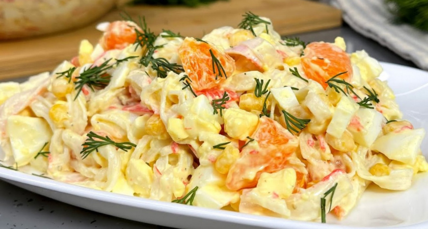 Идеальный новогодний салат "Наслаждение": необычный рецепт, который удивит гостей