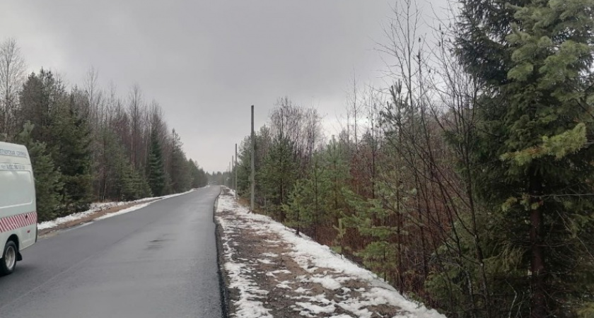 В одном из районов Коми завершается установка освещения трассы к селу Ёртом