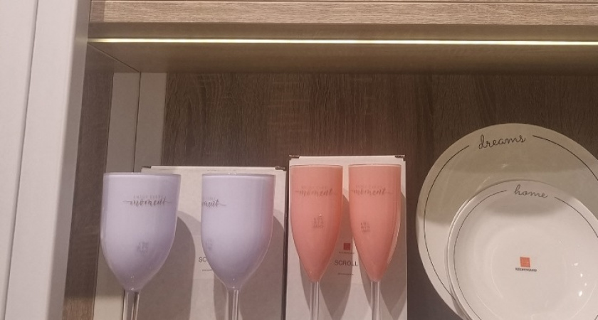 Стеклянные фужеры по цене пластиковых: новогодний подарок от Фикс Прайс