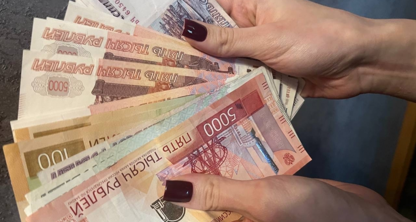 Жители Коми копят деньги, несмотря на рост заработка