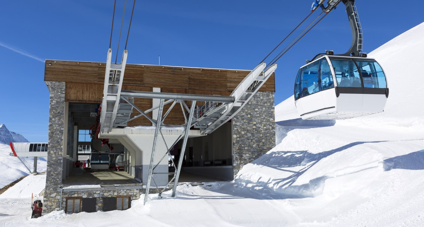 Не только пляж: 5 стран, где зимой можно кататься по снегу и греться у моря - сначала лыжи, потом пальмы
