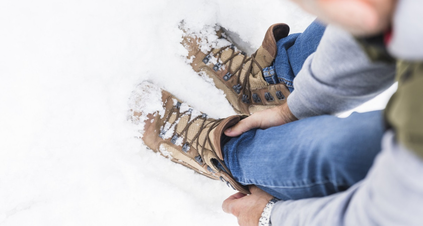 Даже в -35 градусов ноги в тепле, но не потеют: мои 3 рабочих способа утеплить ботинки за 5 минут