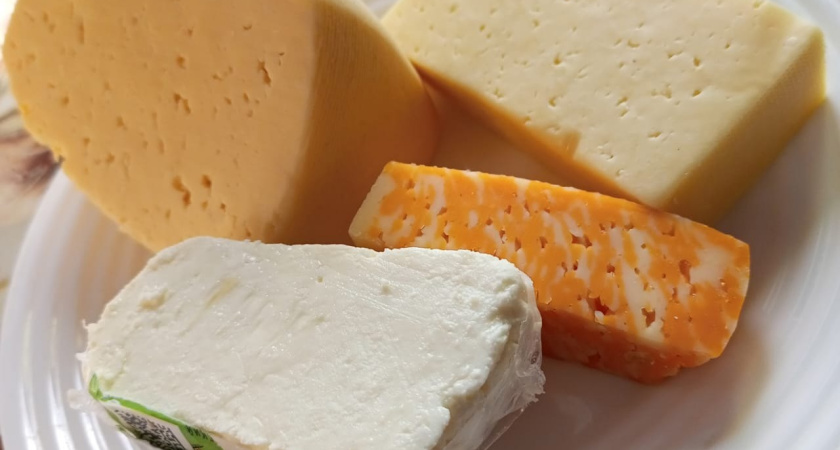 Научилась различать настоящий сыр от сырного продукта. 6 советов, чтобы не купить фальсификат