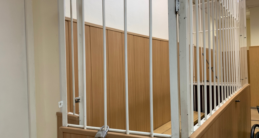 Сыктывкарец пытался проглотить сверток с наркотиком, чтобы не попасться полицейским