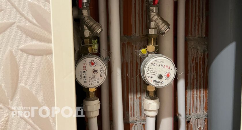 Раскрыта причина, по которой сыктывкарцы обязаны сообщать показания горячей воды в водоканал