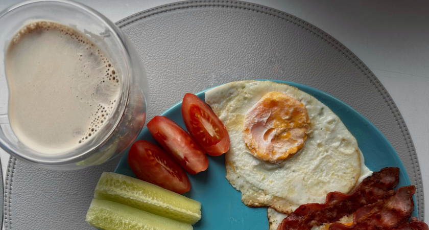 Не чай, не кофе, не какао: ученые назвали идеальный утренний напиток - омолаживает кожу и чистит кишечник