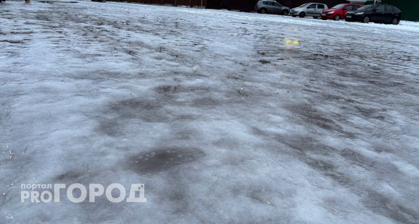 В Коми женщина из-за гололеда получила перелом: управляющая компания выплатит ей компенсацию 