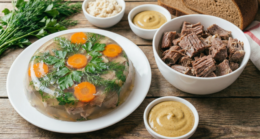 Не свинина и не курица: из этого мяса получается максимально насыщенный, вкусный холодец - теперь готовлю только так