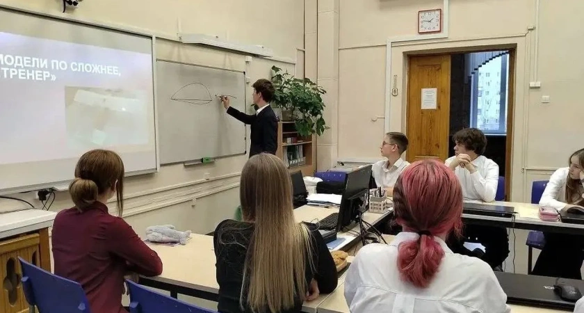 Лицей народной дипломатии Сыктывкара вошел в число лучших школ России