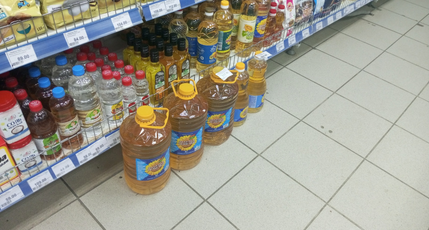 Почему продукты марки «Красная цена» дешевле брендов, и можно ли их покупать