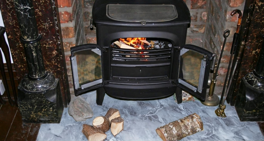 Как в советской котельной: теперь топлю этими блоками, и жар держится по 12 часов подряд