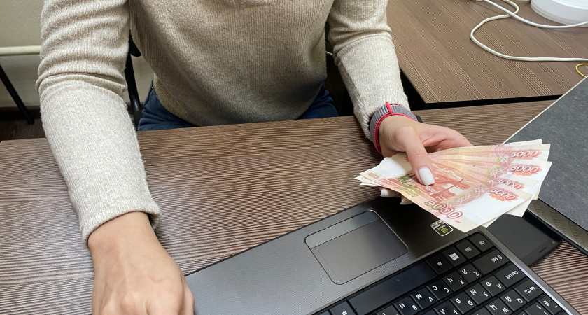 Житель Кузбасса обманул пенсионерку из Сыктывкара на 7,5 миллионов рублей