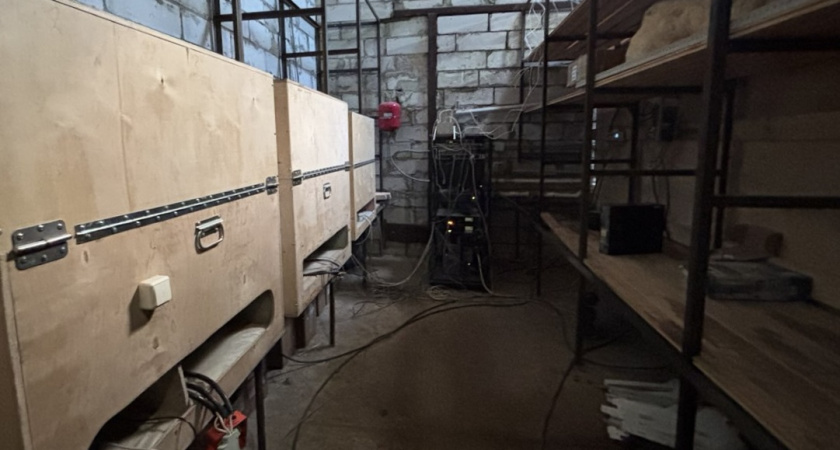 В Коми ФСБ накрыла подпольную майнинг‑ферму