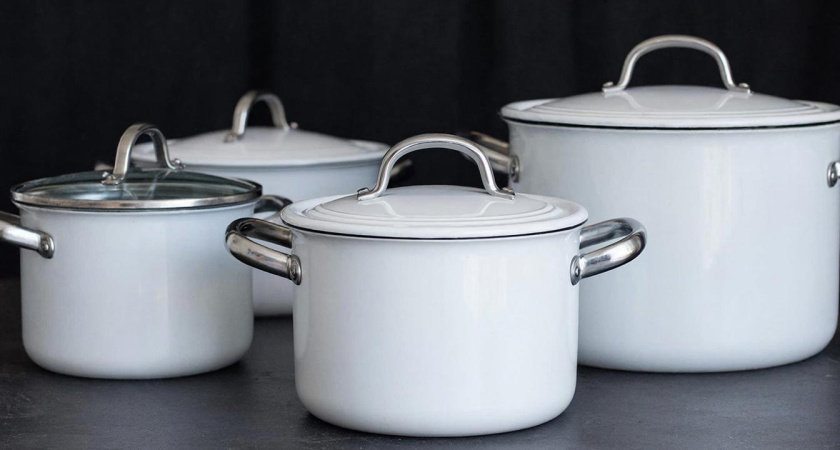 Забытое средство из СССР: как вернуть кастрюлям сияние за один вечер без химии и скребков