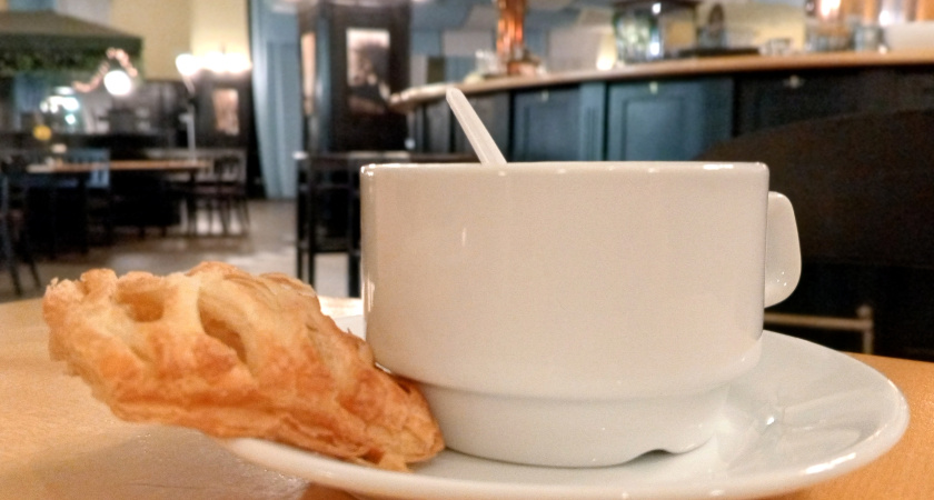 Ученые выяснили: почему люди с этой утренней привычкой обречены на бедность