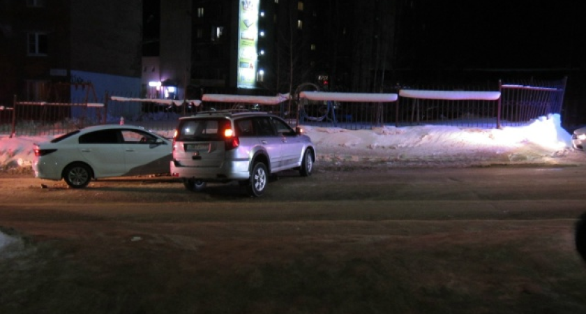 В Коми водитель внедорожника не уступил дорогу при выезде и спровоцировал ДТП