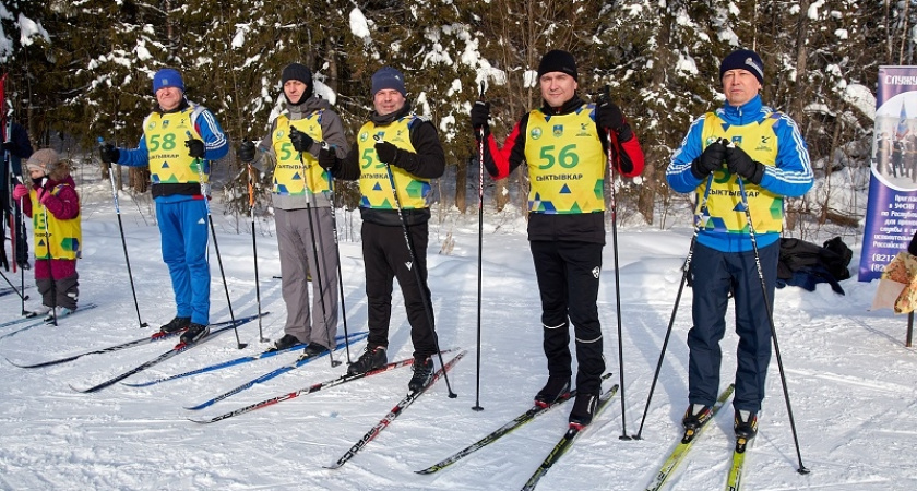 Сотрудники УФСИН республики вышли на сыктывкарский стадион в рамках акции "Коми — значит лыжник"