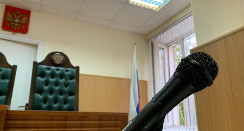 В Коми судят вахтовика за поддельные права на спецтехнику