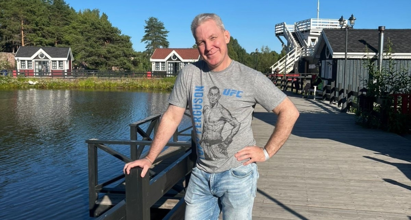 “Положил таблетку Анальгина, чтобы боль прошла”: сыктывкарский хирург рассказал о забавных случаях с пациентами и спасении человека на улице