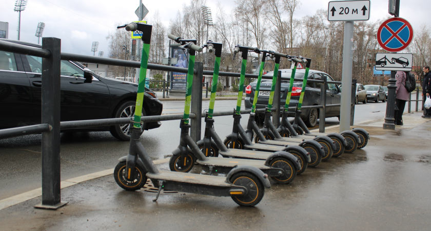 Жители Коми чаще попадают в аварии на арендованных самокатах, чем на личных